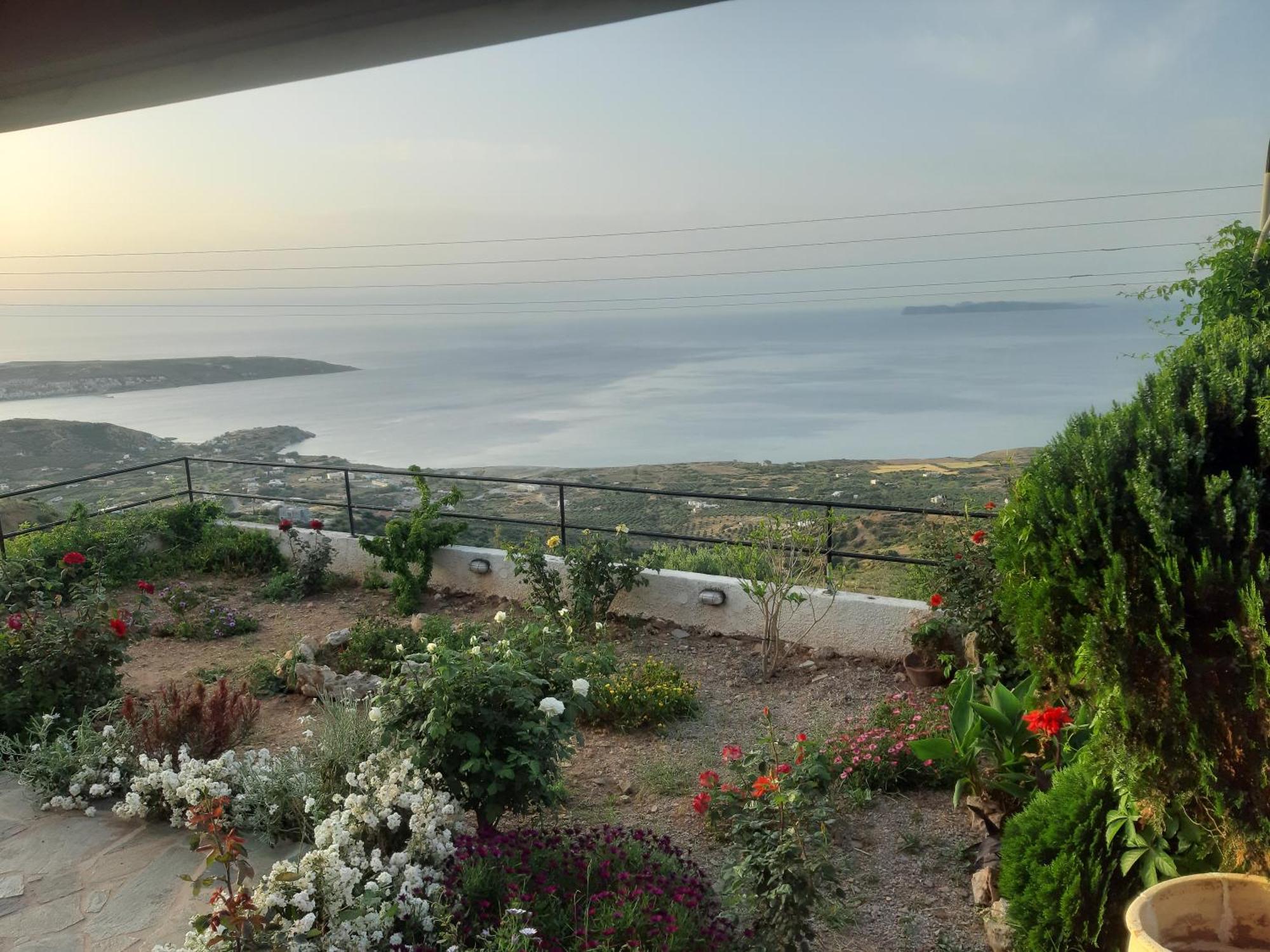Roussa'S View Apartments Сития Номер фото